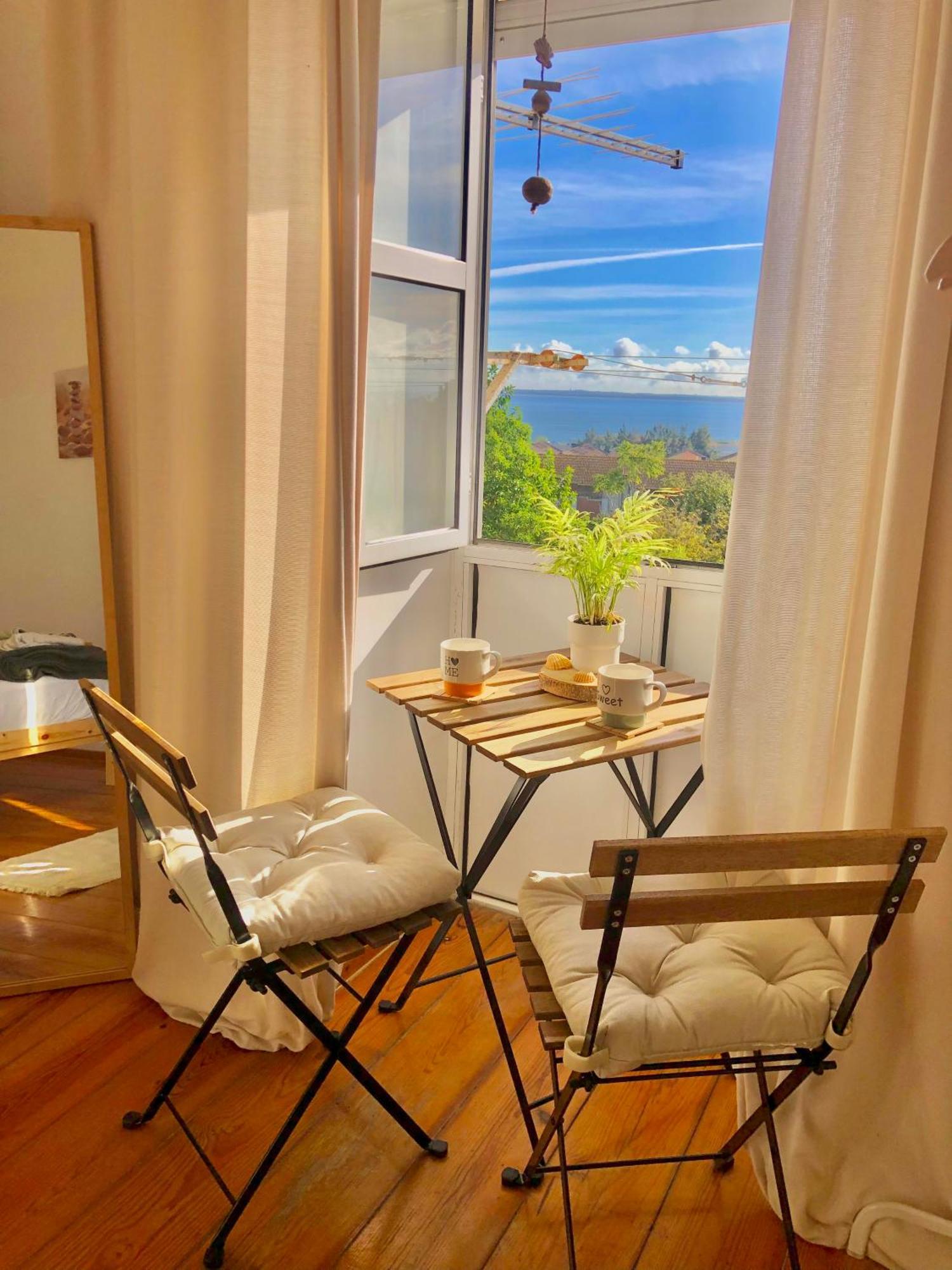 Quarto Com Vista Do Rio Tejo Hotel Lisboa Екстериор снимка
